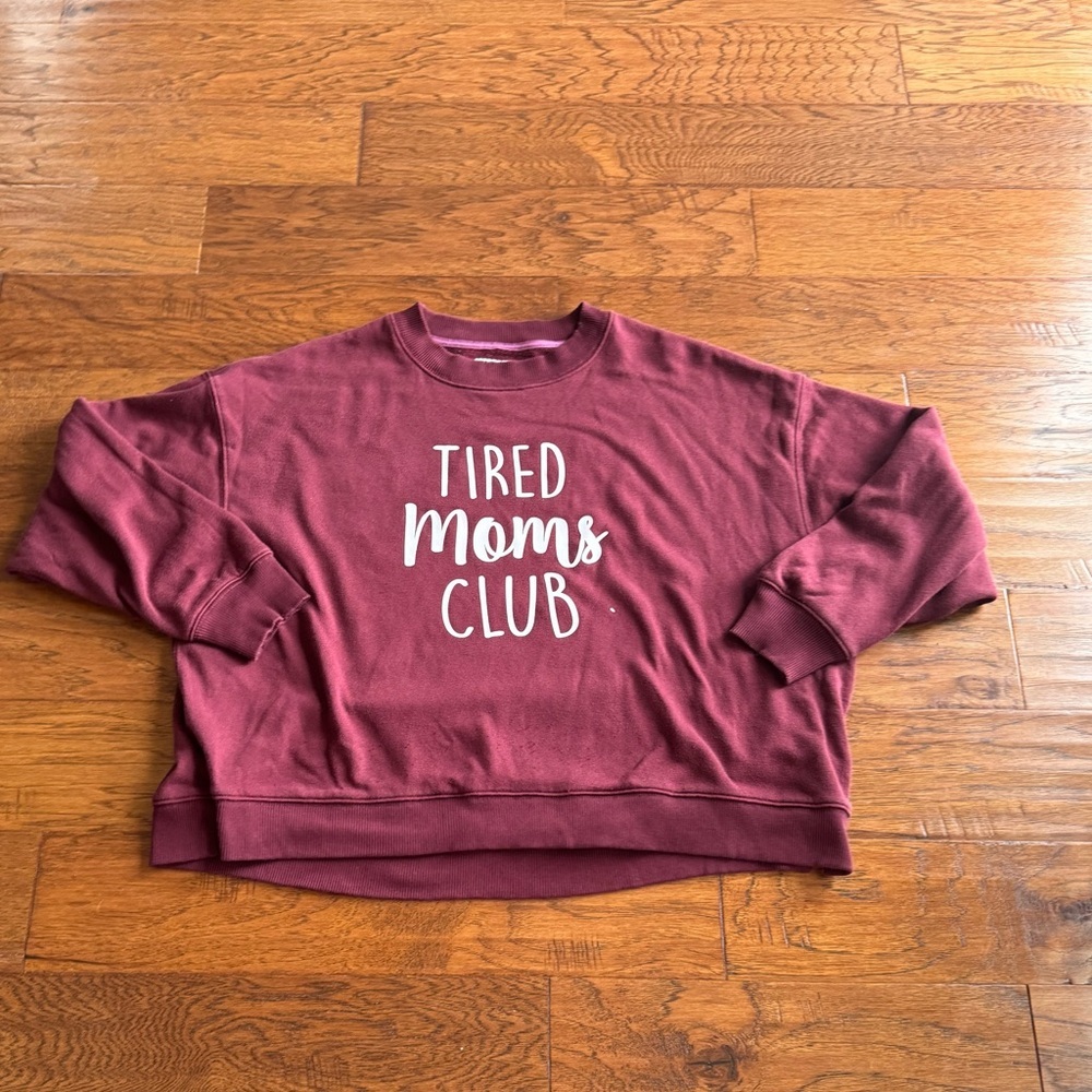 American Eagle‎ Burgundy Graphic Sweatshirt